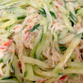 tomochuuun's cooksnap of when they made かにかまときゅうりのマヨポン和え.