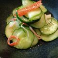 ばたみそーぱん☆'s cooksnap of when they made きゅうりとカニカマの酢の物.