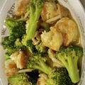 ☆ミルミル's cooksnap of when they made エビとブロッコリーのエスニック炒め.