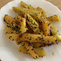 ポメちょん's cooksnap of when they made さつまいもの黒ごまバター砂糖醤油♡.