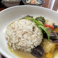 Superlittleboo's cooksnap of when they made 白米と玄米と押し麦を混ぜて炊飯器で炊く.