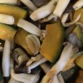 きゃろぽて's cooksnap of when they made かぼちゃとしめじのニンニクバター醤油炒め.