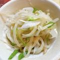mmmugi's cooksnap of when they made 美味で大量消費！もやしとネギの梅昆布茶.