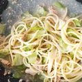 はなちゃんとママ's cooksnap of when they made 簡単☆キャベツとツナのワンポットパスタ.