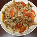 yu__ma's cooksnap of when they made 豚バラとトマトとキノコオイスター炒め.