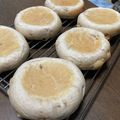 もん母ちゃん's cooksnap of when they made くるみとクリームチーズの平焼きパン♪.