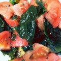 67luna's cooksnap of when they made トマト・ワカメの黒ゴマの酢の物♪.