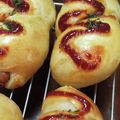 ameうめ's cooksnap of when they made 【パン屋さんの定番】ウィンナーパン.