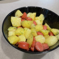 KBTfam's cooksnap of when they made ソーセージとじゃがいものコンソメ炒め.