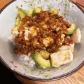 ポテチ君's cooksnap of when they made 鶏むね肉とアボカドのピリ辛玉ねぎダレ丼.