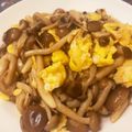 おじさんの自炊料理's cooksnap of when they made しめじと卵の中華風あんかけ.