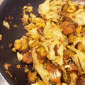 うさぽぽちゃん's cooksnap of when they made 10分で☆さば味噌缶とキャベツと卵炒め.