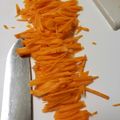 ＫＯＲＯ♪'s cooksnap of when they made 細～い千切り人参の作り方♪.