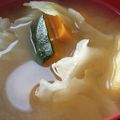 あゆたっくん's cooksnap of when they made かぼちゃとキャベツと油揚げの味噌汁.