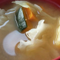 あゆたっくん's cooksnap of when they made かぼちゃとキャベツと油揚げの味噌汁.