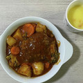 JK²'s cooksnap of when they made 煮込みハンバーグ♪デミグラス缶使用.