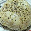 ゆけり３兄弟's cooksnap of when they made バターしょう油に、胡椒たっぷりおにぎり！.