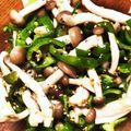 木漏れ日の台所's cooksnap of when they made 簡単！ピーマンぶなしめじナムル.