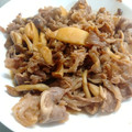 ひんべえ's cooksnap of when they made 牛肉ときのこの黄金炒め.