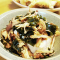 τомоко's cooksnap of when they made きのことわかめの生姜炒め.