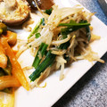 knkmym's cooksnap of when they made ＊もやしとニラのオイスターソース炒め＊.