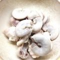 黒豆丸's cooksnap of when they made 豚コブクロのコブクロ刺し（下処理）.