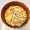 azbjbn's cooksnap of when they made 夏の定番　茗荷といもと油揚げの味噌汁.