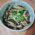 チビ太のおでん's cooksnap of when they made しらす&キノコの混ぜ混ぜ丼.