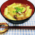 在宅勤務のおじさん's cooksnap of when they made 基本さつまいもと油揚げ、きのこのお味噌汁.