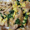 チカ0214's cooksnap of when they made モロヘイヤと豚肉とタマゴの和風炒め.