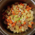 inLondon's cooksnap of when they made 大根人参のカレー蒸し煮♪簡単洋風煮物.