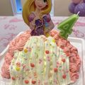 みゆ☆レシピ's cooksnap of when they made 簡単　キャラ　ドームケーキ☆エルサ.