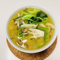 azbjbn's cooksnap of when they made 小松菜としめじのお味噌汁.