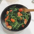 たろくん（＾ν＾）'s cooksnap of when they made モロヘイヤとトマトのねばねばサラダ.