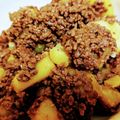 クックG6XV8A☆'s cooksnap of when they made じゃがいも(メークイン)のそぼろ煮.