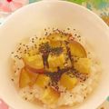 hikarin♪'s cooksnap of when they made さつまいもご飯＆ついでに炊飯器で蒸し芋.