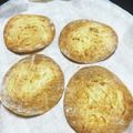 ぺこ＊＊＊'s cooksnap of when they made 簡単おつまみ！餃子の皮のマヨペッパー.