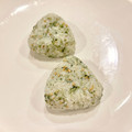 悠LOVE航's cooksnap of when they made 青のりとごま油のおにぎり.