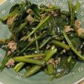 由芽15's cooksnap of when they made シャキっと空芯菜とミンチのオイスター炒め.