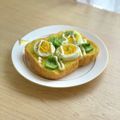 キンプリ's cooksnap of when they made ゆで卵とオクラのマヨネーズトースト.