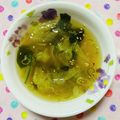 チェックのミニくま's cooksnap of when they made 焼肉のお供に☆余ったレタスと若芽のスープ.