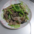 クックP4L5KQ☆'s cooksnap of when they made 豚こま・小松菜・エノキのオイスター炒め.