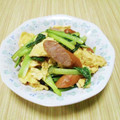 ＠迷子＠'s cooksnap of when they made 小松菜とウインナーの中華風卵炒め.