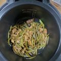 ぱんぴー007's cooksnap of when they made さつま芋の茎（つる？）のきんぴら.