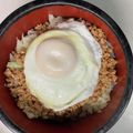 ハングル's cooksnap of when they made キャベツと鶏そぼろの月見のせ丼☆.