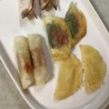 Ruriluru's cooksnap of when they made 余った餃子の皮deトマトチーズの包み揚げ.