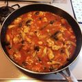 たぁさん’S's cooksnap of when they made 鶏もも肉のトマト缶ソース煮.