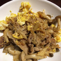 ゆうあラブ's cooksnap of when they made 栄養満点！豚こまとしめじの卵炒め.