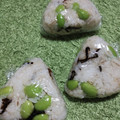 ぱんぱかぱんとぅー's cooksnap of when they made 【簡単】えだまめと塩昆布のおにぎり.