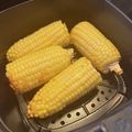 トドこ's cooksnap of when they made ノンフライヤーで焼きとうもろこし.
